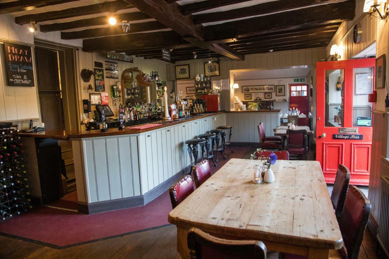 The Merry Harriers Bed and Breakfast Godalming Exterior foto